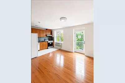 8713 Homelawn Street #10, Jamaica, NY 11432 - Photo 5