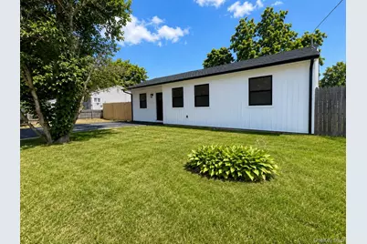 24 E Cherry Street, Central Islip, NY 11722 - Photo 3