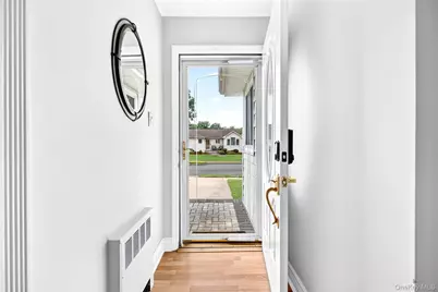 397 Briarwood Road, Massapequa, NY 11758 - Photo 5