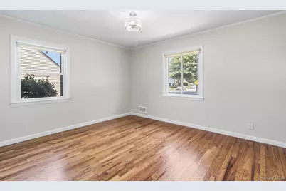 906 Stratford Drive, East Meadow, NY 11554 - Photo 13