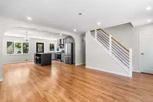 906 Stratford Dr, East Meadow, NY 11554 - Photo 5