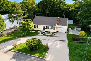 30 Dow St, Central Islip, NY 11722 - Photo 33