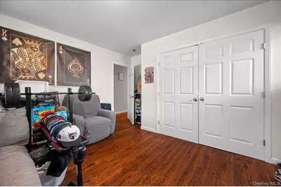 140 Winthrop Avenue, Elmsford, NY 10523 - Photo 17