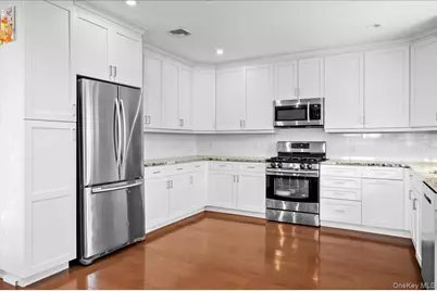 140 Winthrop Avenue, Elmsford, NY 10523 - Photo 11