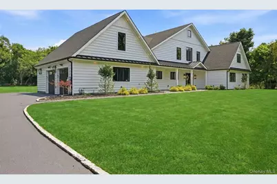 7 Fleet Court, Northport, NY 11768 - Photo 3