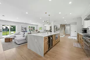 7 Fleet Ct, Northport, NY 11768 - Photo 15