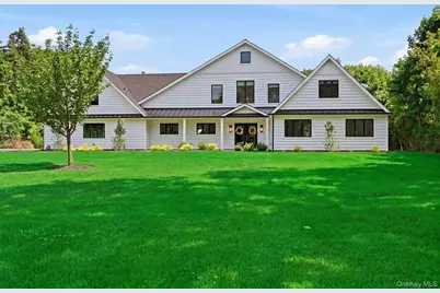 7 Fleet Court, Northport, NY 11768 - Photo 1