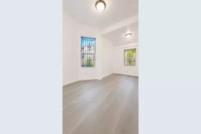 927 Summit Avenue, Bronx, NY 10452 - Photo 15