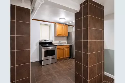 927 Summit Avenue, Bronx, NY 10452 - Photo 19
