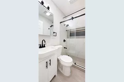 927 Summit Avenue, Bronx, NY 10452 - Photo 11