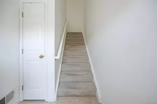 103 Crystal Hill Ln, Poughkeepsie, NY 12603 - Photo 5
