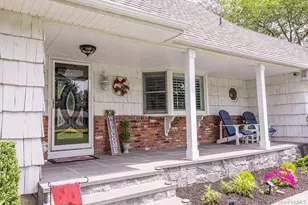 8 Robin Hood Ct, Nesconset, NY 11767 - Photo 3