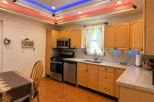 127-20 95th Ave, Richmond Hill, NY 11419 - Photo 29