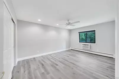 31 Richmond Boulevard #1B, Ronkonkoma, NY 11779 - Photo 15