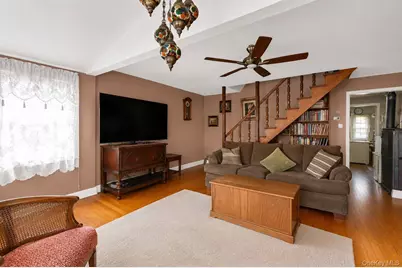 97 Hawkins Street, Bronx, NY 10464 - Photo 5