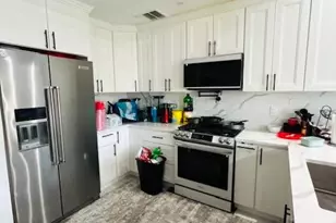 94-44 214th St, Queens Village, NY 11428 - Photo 13