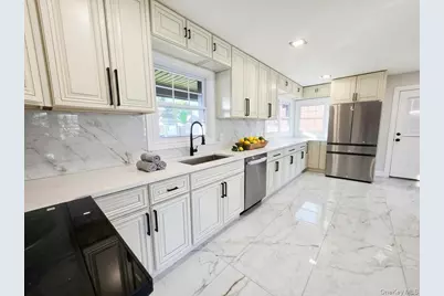 2488 Howard Road, North Bellmore, NY 11710 - Photo 5