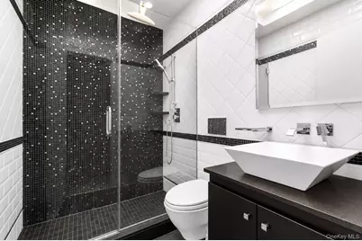 21909 Peck Avenue, Queens Village, NY 11427 - Photo 15