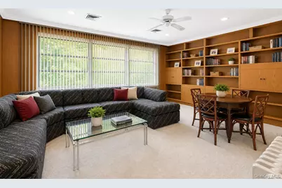 21909 Peck Avenue, Queens Village, NY 11427 - Photo 11