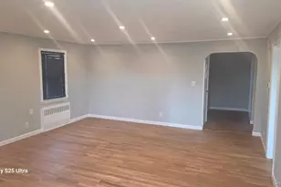 560 E Park Ave, Long Beach, NY 11561 - Photo 5