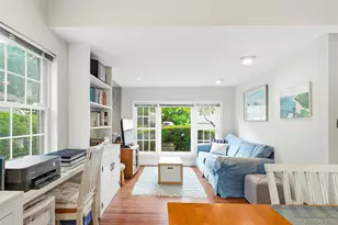 17 Monfort Rd, Port Washington, NY 11050 - Photo 9