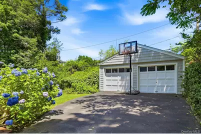 17 Monfort Road, Port Washington, NY 11050 - Photo 23