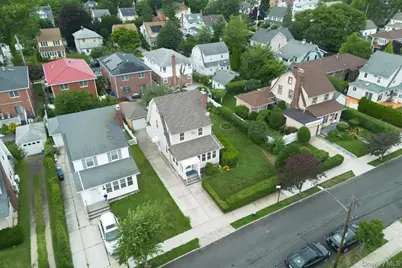 251-47 42nd Avenue, Little Neck, NY 11363 - Photo 33