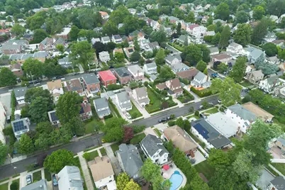 251-47 42nd Avenue, Little Neck, NY 11363 - Photo 29