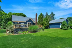 1825 Main Bayview Rd, Southold, NY 11971 - Photo 23
