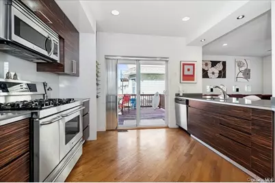 17 New York Avenue #House, Long Beach, NY 11561 - Photo 11