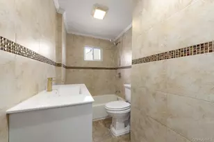 119-20 193rd St, Saint Albans, NY 11412 - Photo 19