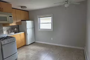 140 N Forest Ave, Rockville Centre, NY 11570 - Photo 3