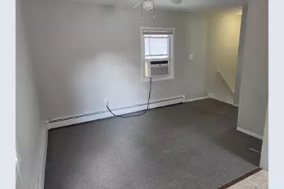 140 N Forest Avenue #2nd Floor, Rockville Centre, NY 11570 - Photo 5