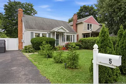 5 Putnam Place, Huntington Station, NY 11746 - Photo 7