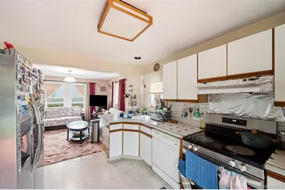 5 Putnam Place, Huntington Station, NY 11746 - Photo 15