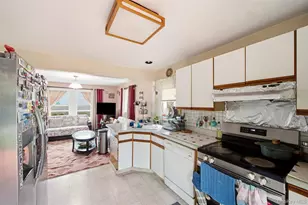 5 Putnam Pl, Huntington Station, NY 11746 - Photo 15