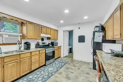 11 Wood Avenue, Shirley, NY 11967 - Photo 9