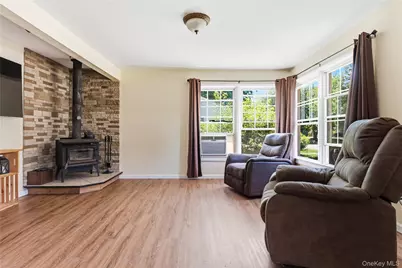 200 Walnut Street, Walden, NY 12586 - Photo 3