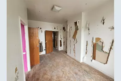 689 Greene Avenue, Brooklyn, NY 11221 - Photo 25