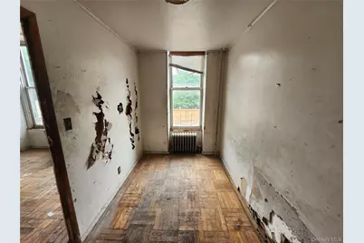 689 Greene Avenue, Brooklyn, NY 11221 - Photo 15