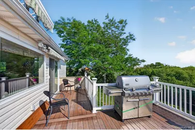 266 Clinton Avenue, Patchogue, NY 11772 - Photo 13