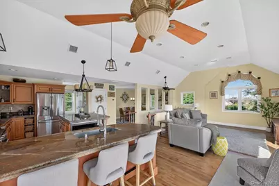 266 Clinton Avenue, Patchogue, NY 11772 - Photo 11