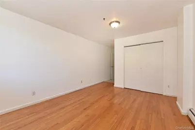 133-38 Avery Avenue #3FA, Flushing, NY 11355 - Photo 3