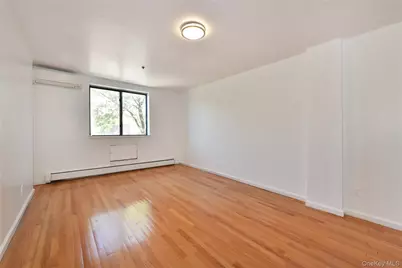 133-38 Avery Avenue #3FA, Flushing, NY 11355 - Photo 3