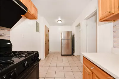 133-38 Avery Avenue #3FA, Flushing, NY 11355 - Photo 11