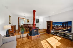 258 Revere Ave, Bronx, NY 10465 - Photo 11