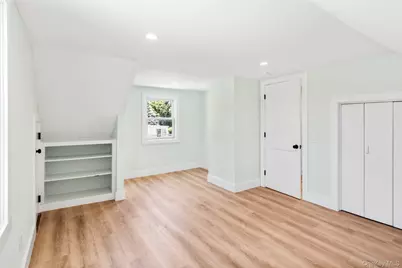 90 Sunrise Avenue, Riverhead, NY 11901 - Photo 25