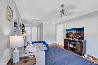 19 Storey Lane, Yonkers, NY 10710 - Photo 9