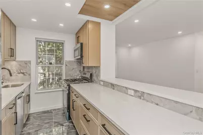 5140 30 Avenue #4-D, Woodside, NY 11377 - Photo 13