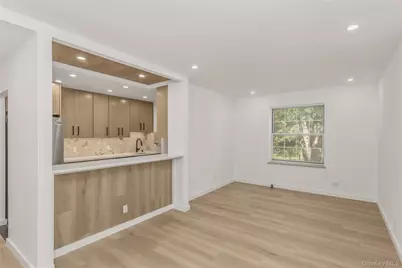 5140 30 Avenue #4-D, Woodside, NY 11377 - Photo 5